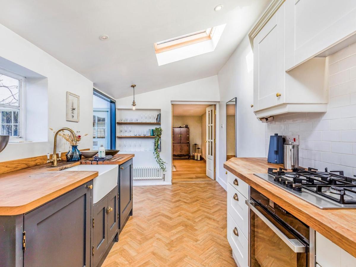 Pass The Keys Charming Downland Cottage Chichester Exterior foto