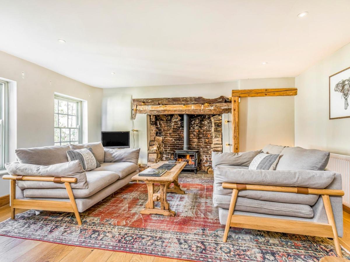 Pass The Keys Charming Downland Cottage Chichester Exterior foto