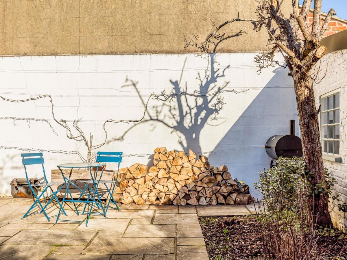 Pass The Keys Charming Downland Cottage Chichester Exterior foto